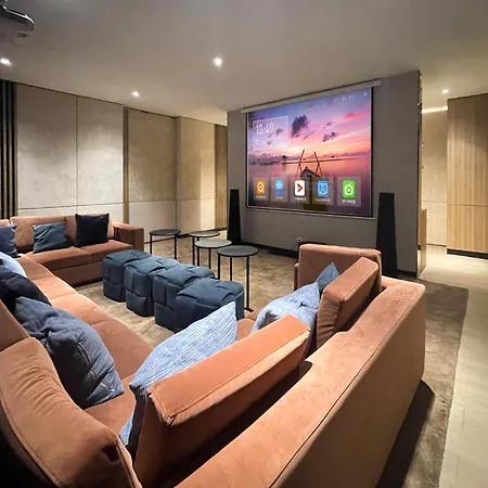 Linboyu Luxury Apartment & Hotel